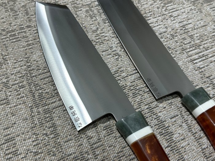 Køkkenkniv - Chef's knife -  Japanske D2 Steel Bunka  Nakiri kokkeknive - D2 Steel  Designing Mix Udsøgt farvet harpikshåndtag - Japan