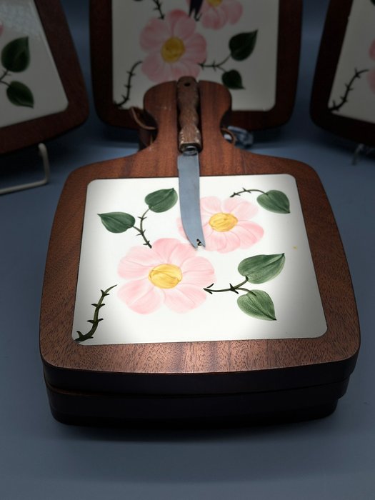 Morgenbakke sæt (4) - Villeroy  Boch "Wild Rose" Schneidebrett Set mit Messer - Træ