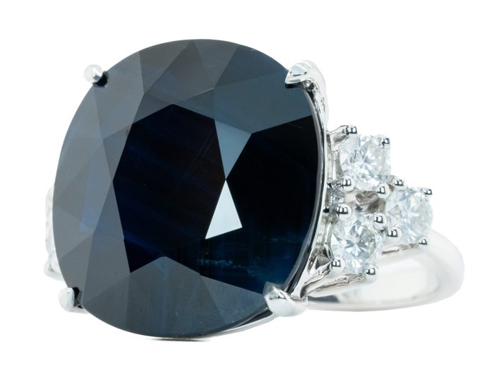 Ingen mindstepris - Ring - 18 kraat Hvidguld Dyb blå (ingen varme) -  2213ct tw Safir - Diamant - 102ct SI