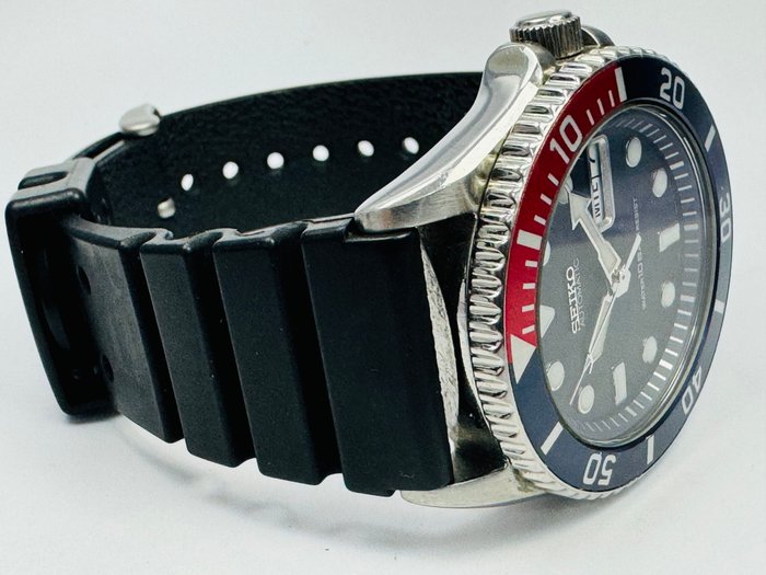 Seiko - Diver - Ingen mindstepris - 7s26-0040 - Mænd - 2000-2010