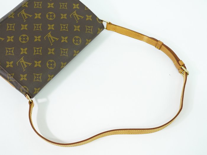 Louis Vuitton - Musette Tango - Skuldertaske