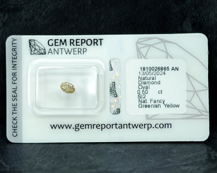 1 pcs Diamant  (Naturfarvet)  - 0.50 ct - Fancy Grønlig Gul - SI2 - Gem Report Antwerp (GRA)