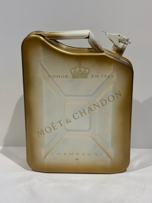 Rob VanMore - Oil Crisis Moët  Chandon XL - 47cm