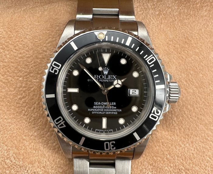 Rolex - Sea-Dweller 4000ft/1220m - 16600 - Unisex - 1990-1999