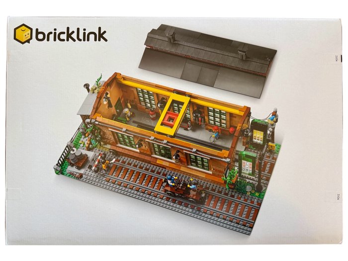 Lego - Bricklink - 910033 - Old Train Engine Shed - 2020+