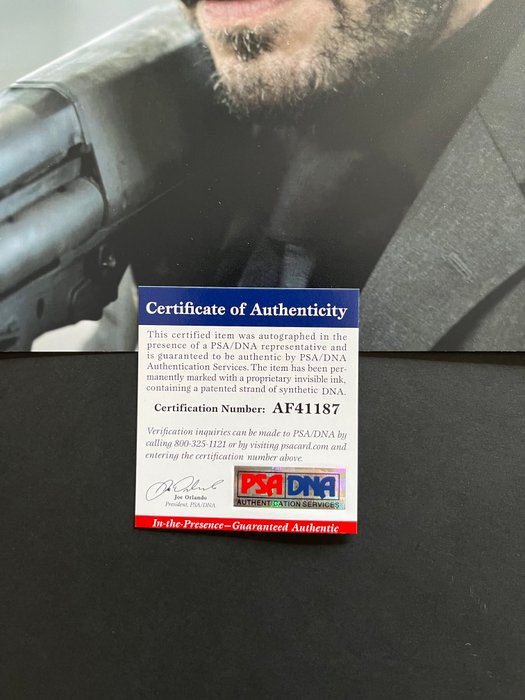 John Wick - Keanu Reeves - Signed in Person - with PSA/DNA Certificate - Autograph photo - No Reserve!