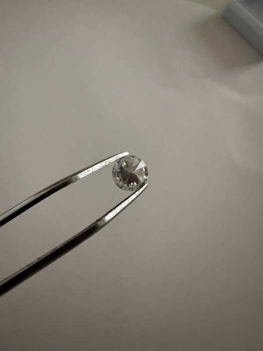 1 pcs Diamant  (Natur)  - 1.03 ct - Rund - E - SI2 - International Gemological Institute (IGI) - Smuk rund brillant