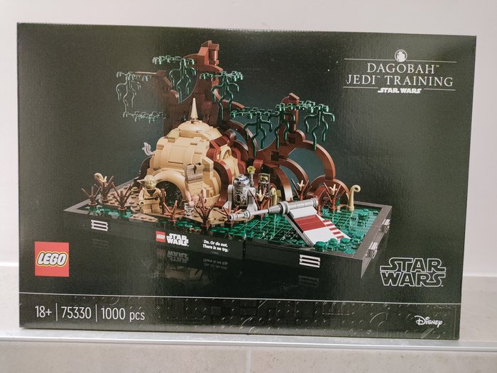 Lego - Star Wars - 75330 - Dagobah Jedi Training Diorama - 2020+