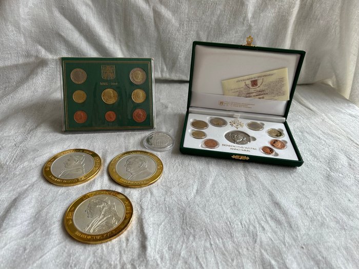 Vatikanstaten Year Set / Proof Set / Medal 2010 (6 items)  (Ingen mindstepris)