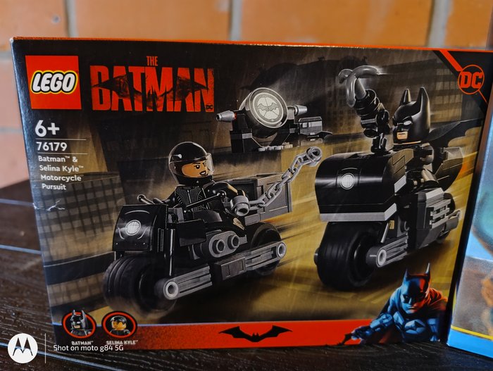 Lego - DC - 76179 + 76259 - Batman  Selina Kyle Motorcycle Pursuit + Batman Construction Figure