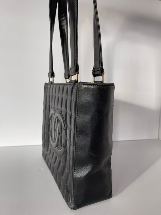 Chanel - Chocolate Bar Tote 2002 - Håndtaske