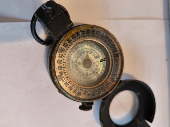 Storbritannien - Lommekompas - WW2 British Army Compass 1942