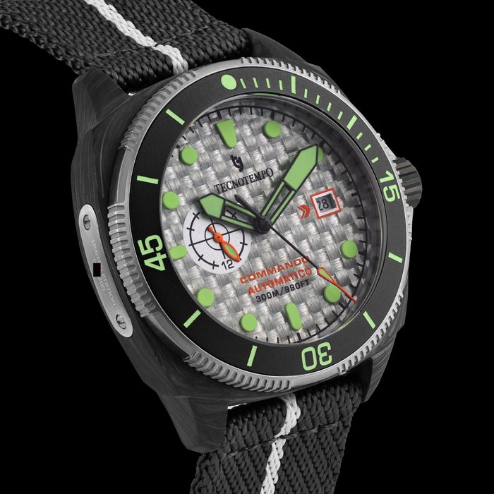 Tecnotempo - "Commando" - Forged Carbon  Titanium - Automatic - Ingen mindstepris - TT.300CT.FCW (carbon fiber style dial - Nato strap) - Mænd - 2011-nu