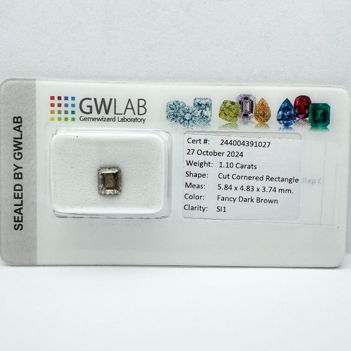 Ingen mindstepris - 1 pcs Diamant  (Naturfarvet)  - 1.10 ct - Rektangel - Fancy dark Brun - SI1 - Gemewizard Gemological Laboratory (GWLab)