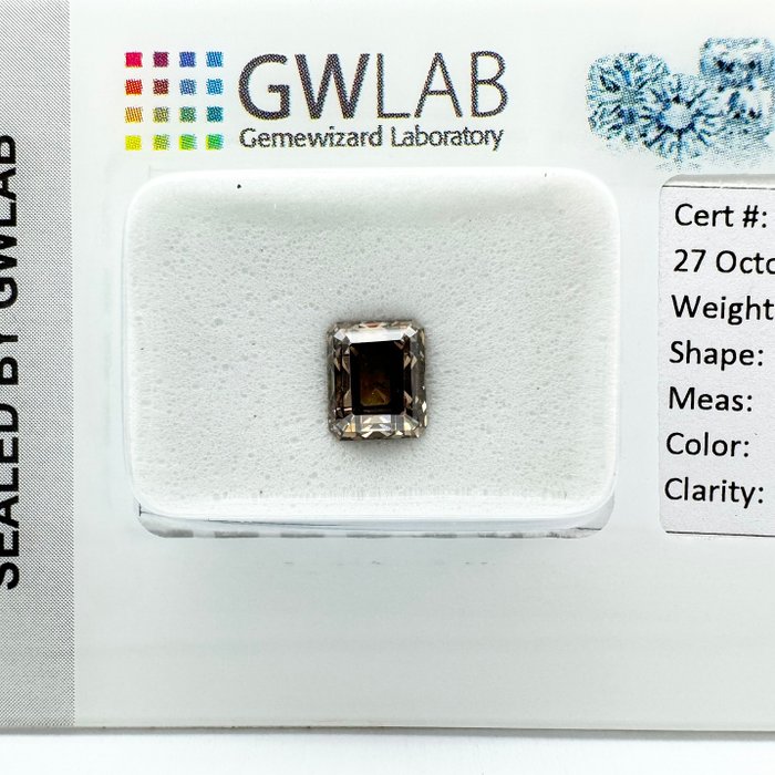 Ingen mindstepris - 1 pcs Diamant  (Naturfarvet)  - 1.10 ct - Rektangel - Fancy dark Brun - SI1 - Gemewizard Gemological Laboratory (GWLab)