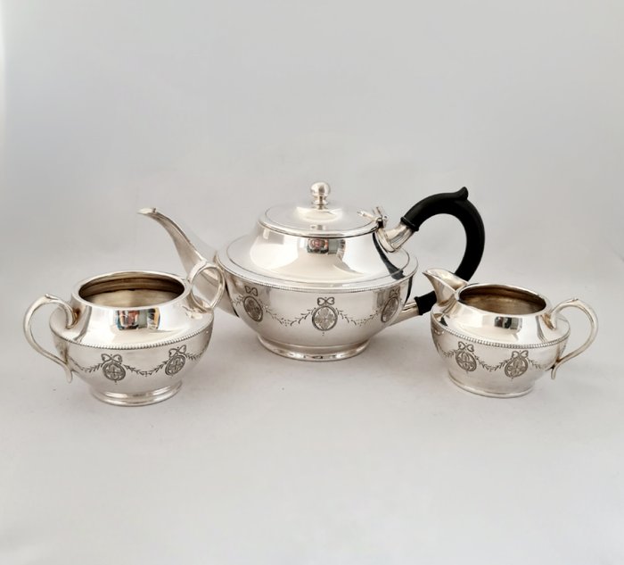 Te service - Beautiful Cooper Brothers  Sons Silver Plated Tea Service - Forsølvet