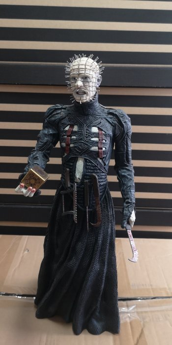 Neca  - Actionfigur Hellraiser - Pinhead 1/4 - 2000-2010