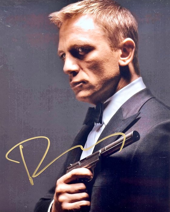 James Bond - Daniel Craig, signed with COA