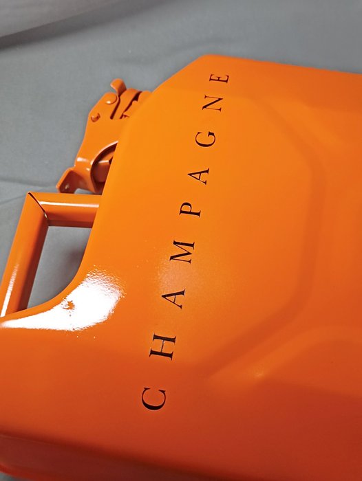 XTC Artist - Jerrican Clicquot XXL 20L