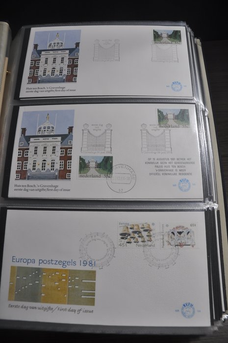 Holland  - Stor samling af de fleste uskrevne FDC'er i 4 tykke DAVO-albums