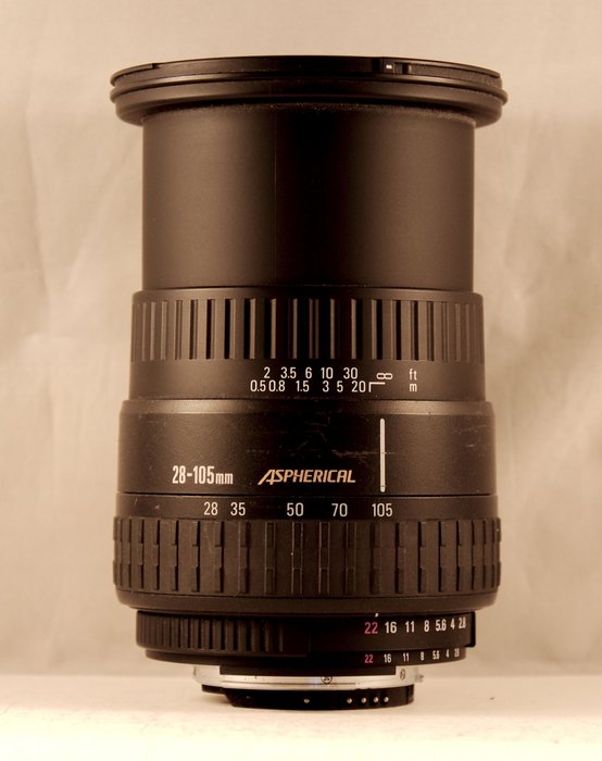 Sigma Compact Hyperzoom 28-105 mm  f/28-4 Aspherical Zoomobjektiv