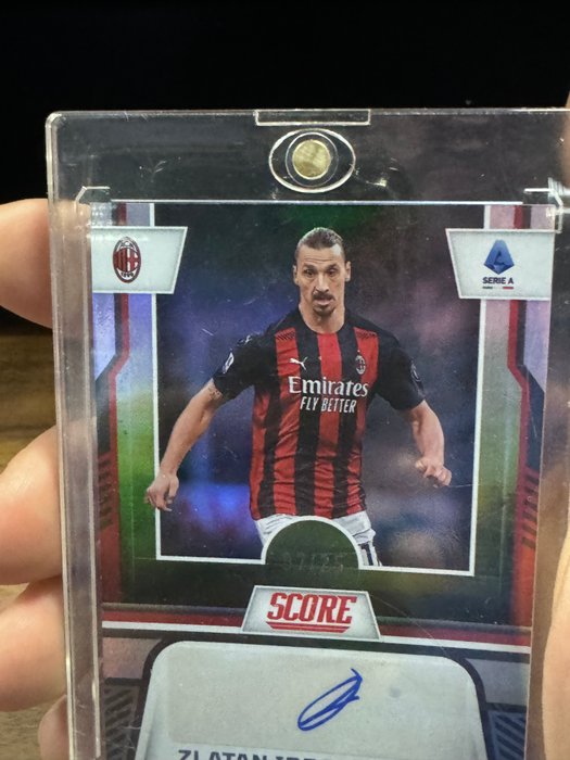 2023/24 Panini Score Serie A Zlatan Ibrahimović #SS-ZI Autograph - 1 Card - Næsten så god som ny (NM)