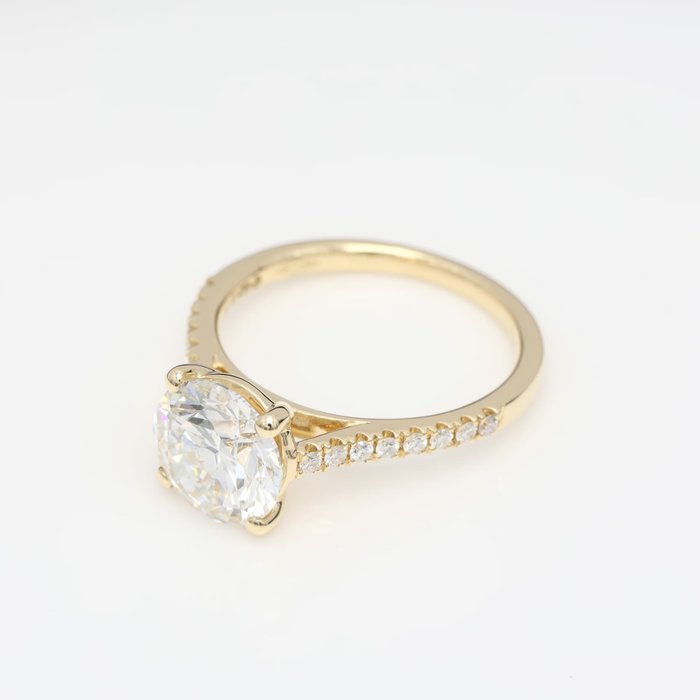 Ring - 18 kraat Gulguld -  2.70ct. tw. Diamant (Laboratoriedyrket) - Diamant - Runde E-VS2