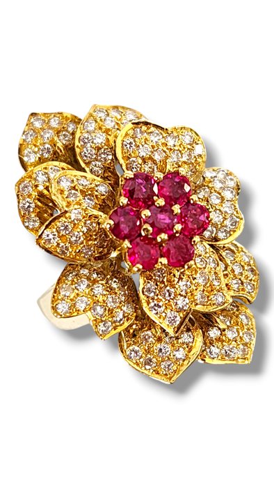 Ring - 18 kraat Gulguld, Smuk 18 karat guld, diamant og rubin damering 2,78 Ct -  2.78ct. tw. Diamant (Natur)  - Rubin