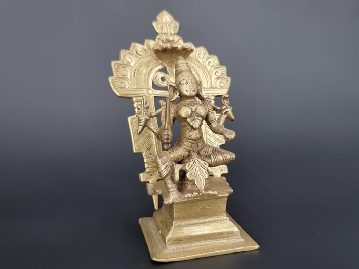 Durga statue - 16 cm - Bronze messing - Indien - 1600-tallet