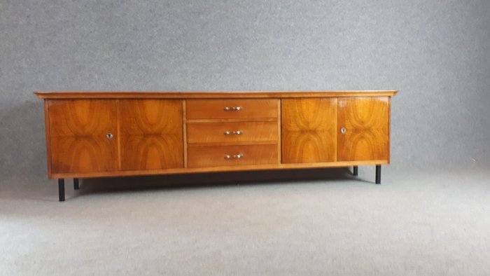 Credenza - Teaktræ - vintage skænk i teaktræ med fire låger og tre skuffer