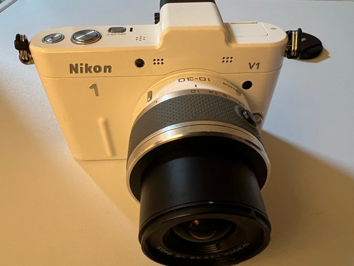 Nikon 1 V1 Spejlfrit kamera