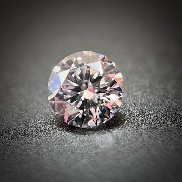 1 pcs Diamant - 0.25 ct - Rund - very light pink - SI2