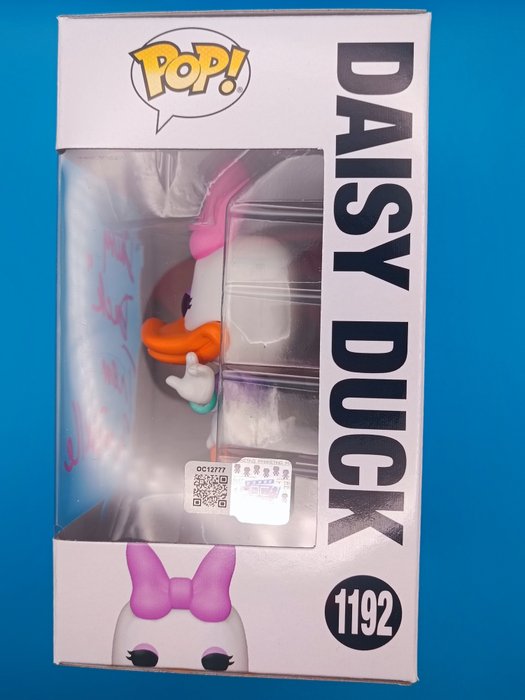 Disney Funko Signed - Daisy Duck signed by the incredible Tress MacNeille (voice of Daisy) - 1 Figure