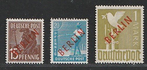 Berlin 1949 - Bedre værdier med rødt Berlin-print - Michel 25, 26, 33