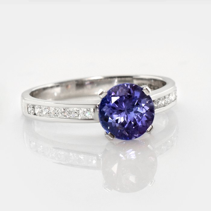 Ingen mindstepris - Ring - 14 karat Hvidguld -  1.73ct. tw. Tanzanit - Diamant - IGI 1,53 ct lavendel