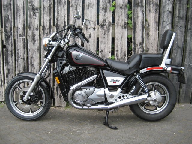 Honda - VT1100C - Shadow - 1100 cc - 1986