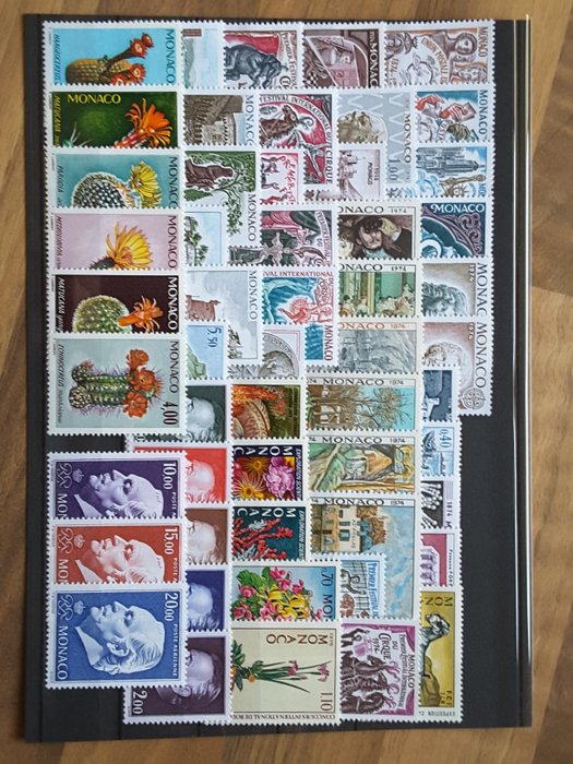 Monaco 1973/1976 - 4 hele år med frimærker med luftpost, souvenirark og forhåndsstemplet - Yvert 916 à 1018 sans les timbres non émis, PA 96 à 99, BF 8 à 12, Préo 34 à 45