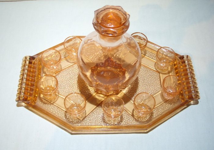 Een fraaie Art-Deco likeur serveer set - Spiritus sæt (12) - Glas