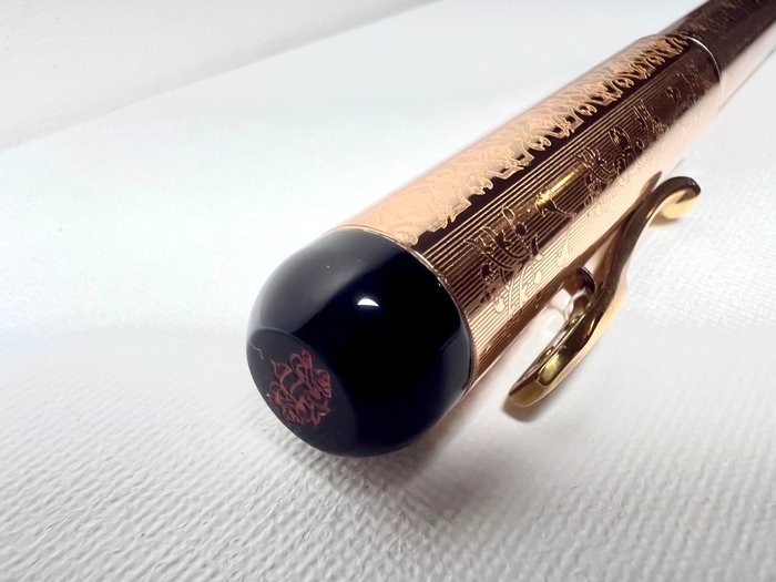 Visconti - Ultra rare Visconti Le Grottesche Vatican Museum Rose Gold. Limited Edition 1999 pieces - Fyldepen