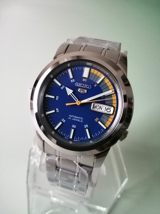 Seiko - Seiko 5 - Ingen mindstepris - Mænd - 2011-nu