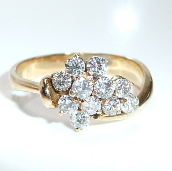 Ring - 14 karat Gulguld -  0.66ct. tw. Diamant (Natur)  - Klynger