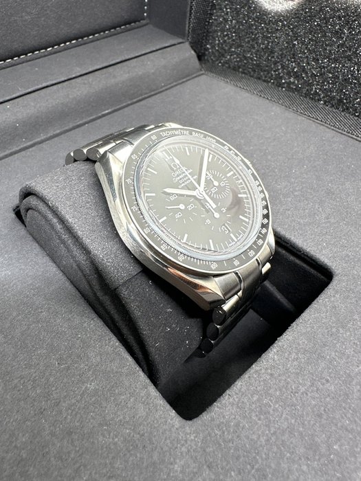 Omega - Speedmaster Moonwatch Co-Axial Enamel Dial - 311.30.44.50.01.001 - Mænd - 2010-2020