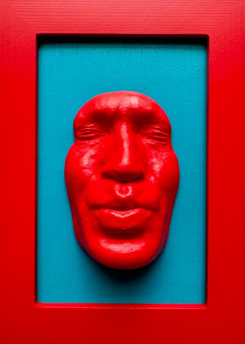 Gregos (1972) - Small red kiss on blue light background-red frame