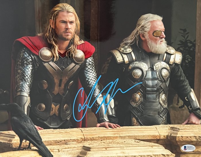 Thor - Signed by Chris Hemsworth (Thor)