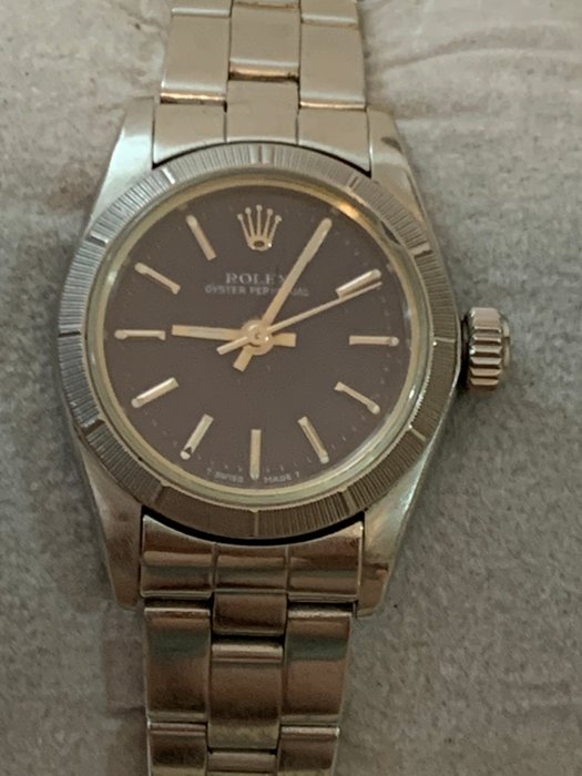 Rolex - Oyster Perpetual - Ingen mindstepris - 67230 - Kvinder - 1990-1999