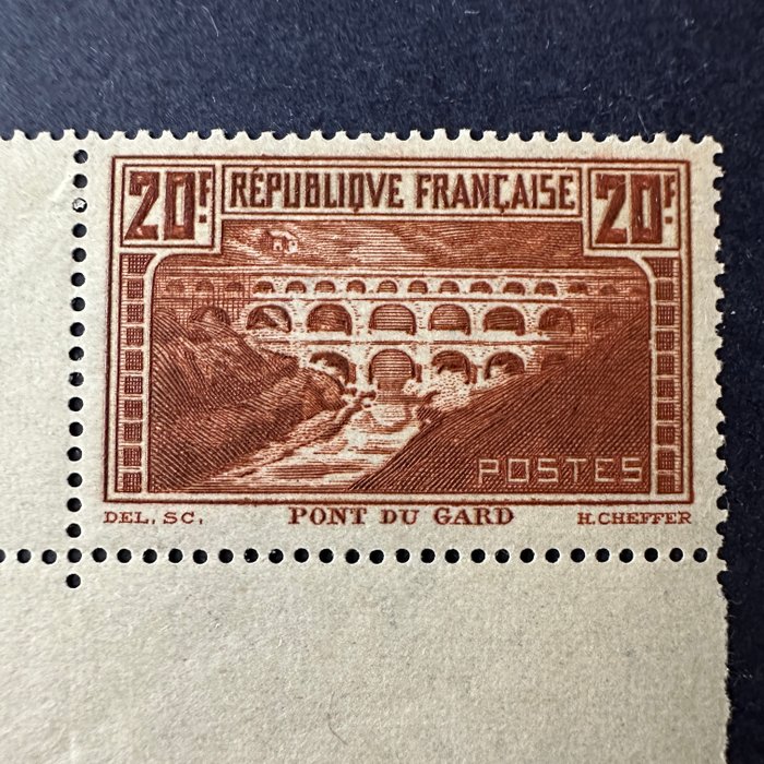 Frankrig  - YT 262 "Pont du Gard" type II dateret mønt i NY ** - TB