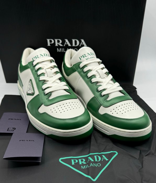 Prada - Sneakers - Størelse: Shoes / EU 42.5