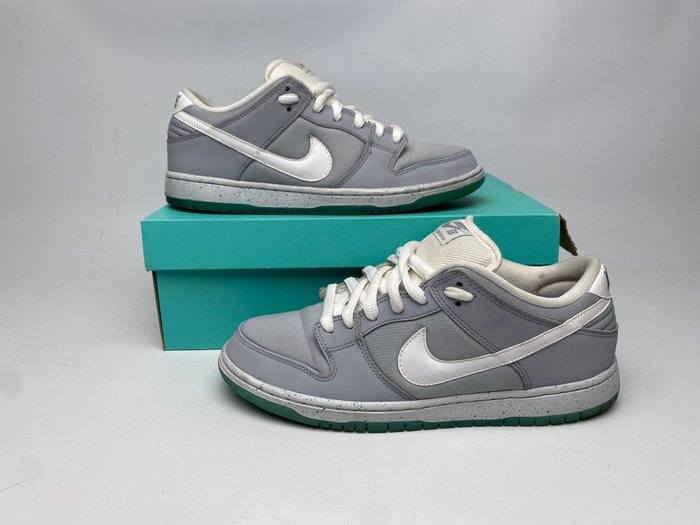 Nike SB - Dunk Low - Sneakers - Størelse: 43 (EU/IT) / 9 (UK) / 10 (US)