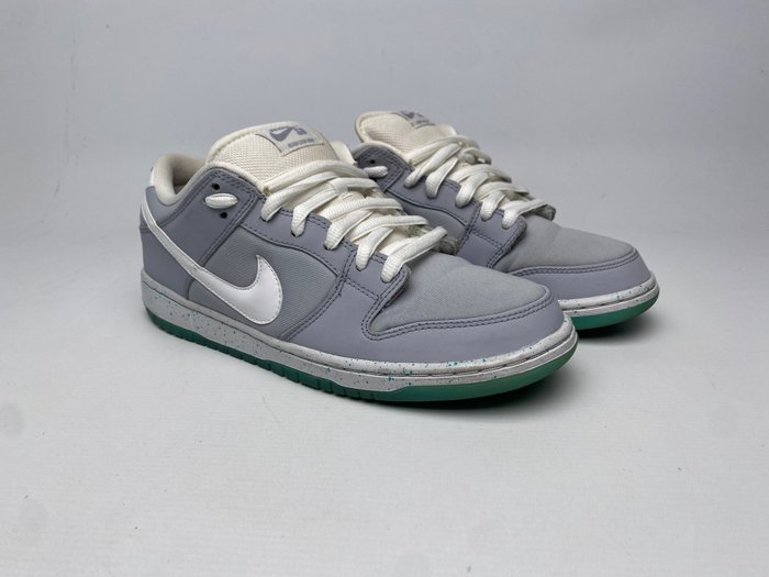 Nike SB - Dunk Low - Sneakers - Størelse: 43 (EU/IT) / 9 (UK) / 10 (US)