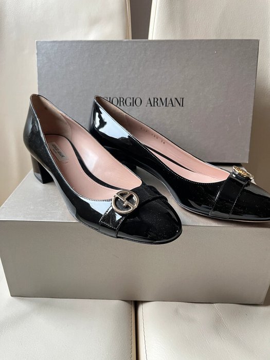 Giorgio Armani - Pumps - Størelse: Shoes / EU 38